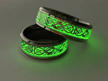 the ring glows in the dark